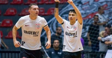 Corinthians vence Joaçaba de virada e conquista primeira vitória na LNF